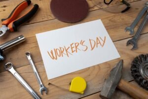 LABOR DAY OR LABOUR DAY ?